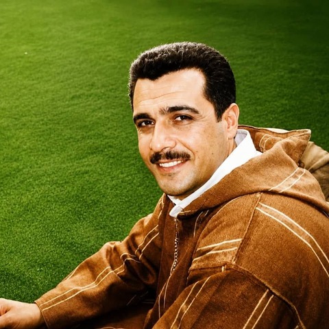 الأستاذ المدّاح مصطفى كريم